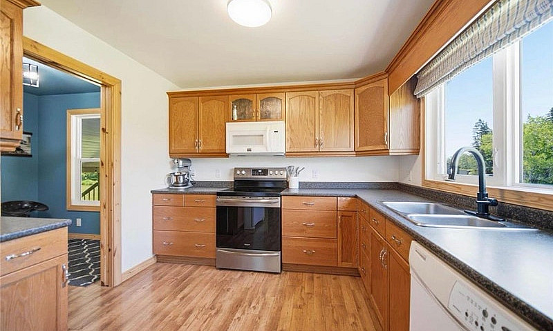 Shop House Acreage F...