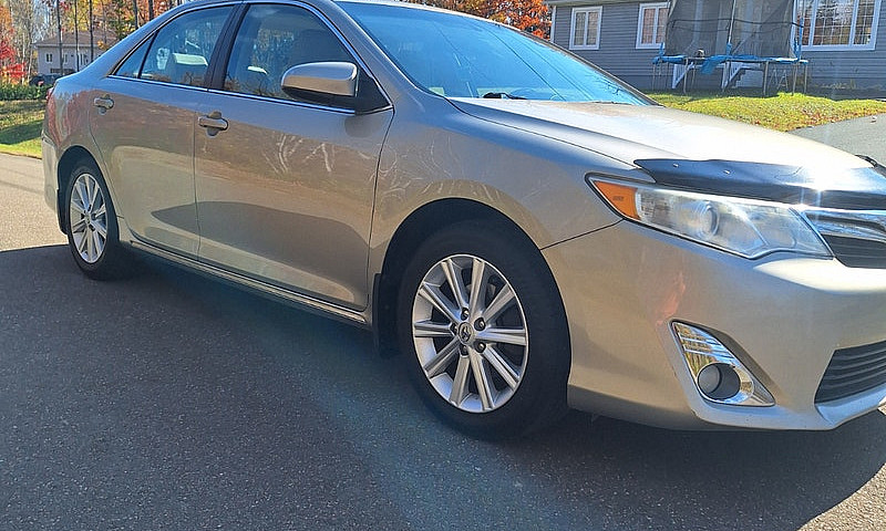 2014 Toyota Camry Xl...