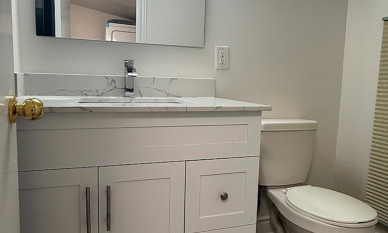 New Renovated 1St Fl...