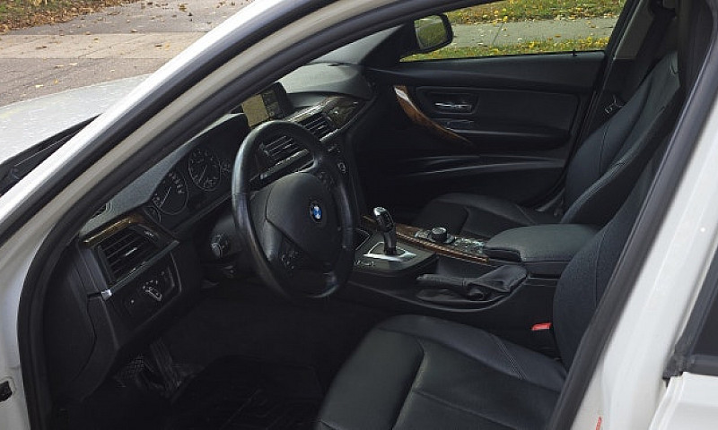 2013 Bmw 328I Xdrive...