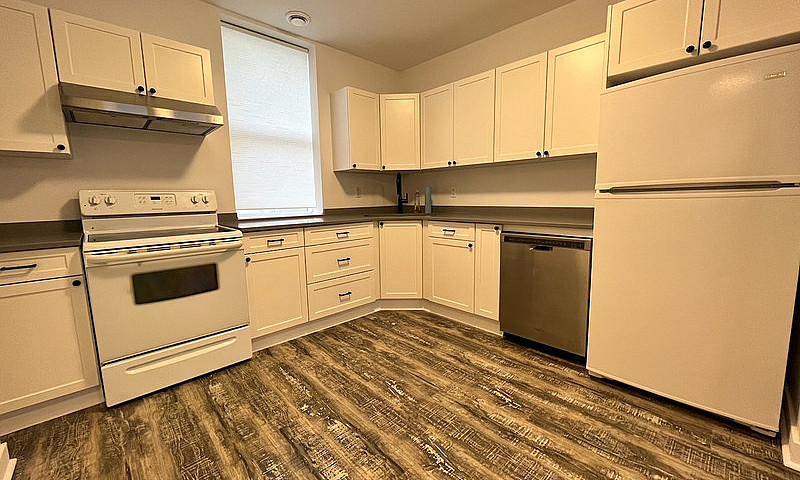 Two Bedroom Condo Te...