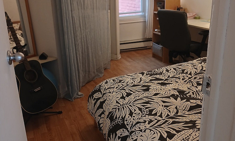 5 Et Demi, 2 Chambre...
