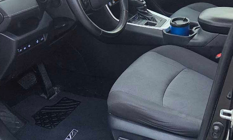Toyota Rav 4...