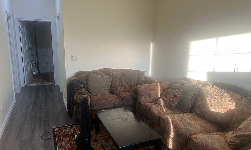 2 Beds 1 Bath - Base...
