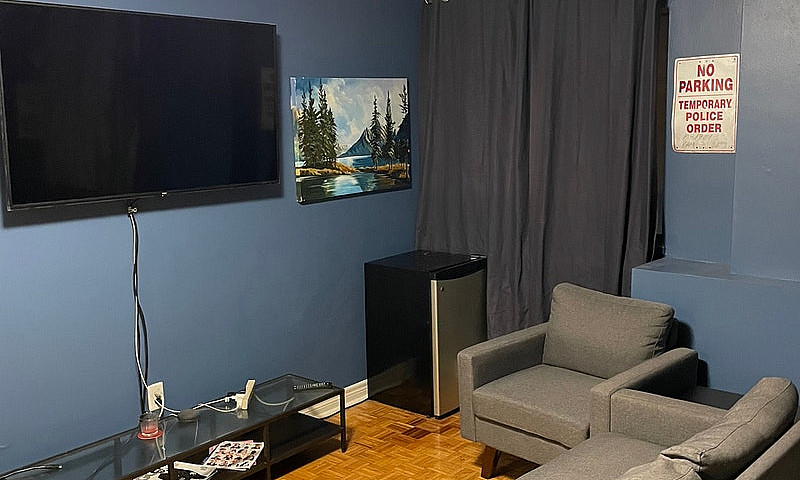 Furnished Bachelor A...