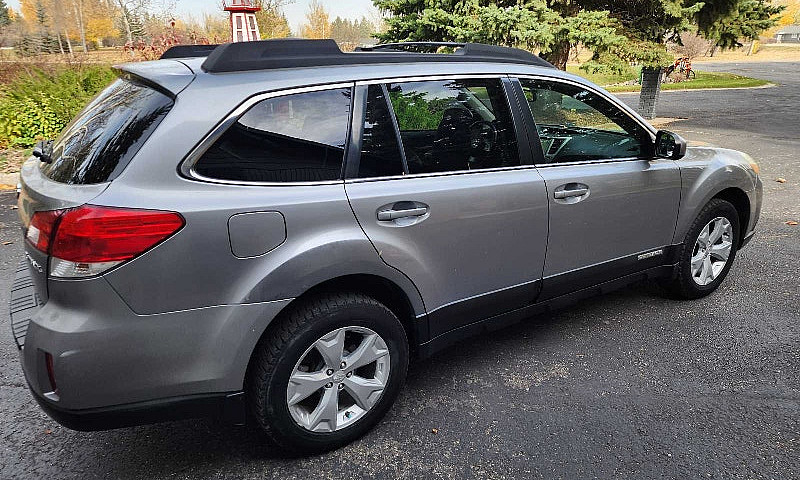 2010 Subaru Outback ...