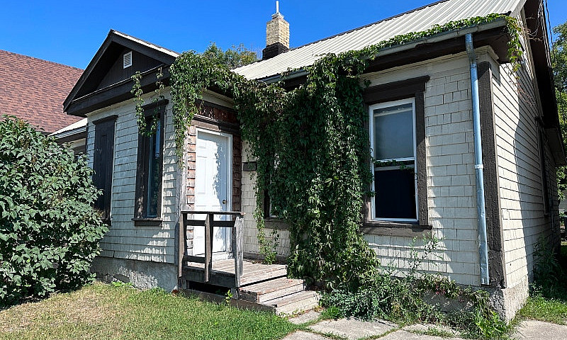 For Rent | Cozy 3 Be...