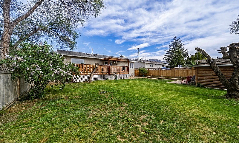 1125 Halston Avenue...