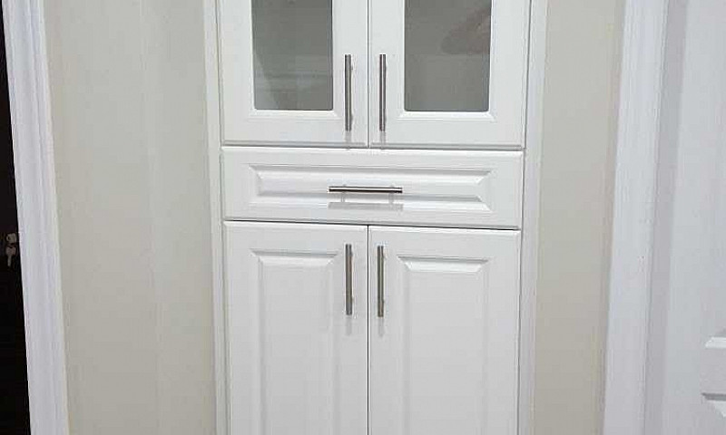 Bright, Spacious 2 B...