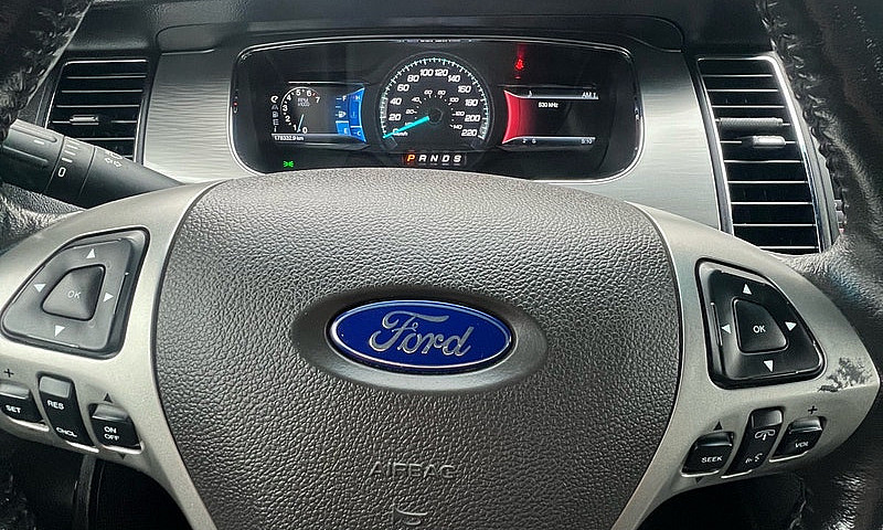 2013 Ford Taurus ...