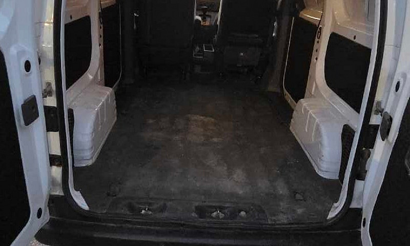 Nissan Nv200...