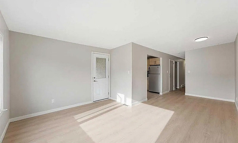 ✨ Stunning Renovated...