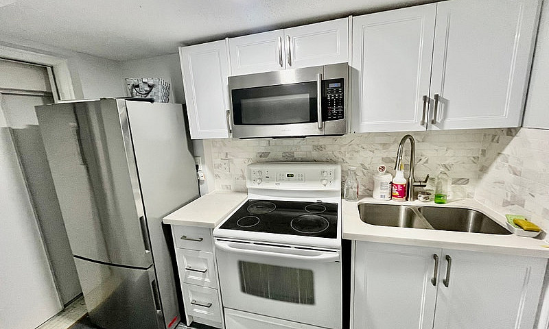 2 Bed 1 Bath Basemen...