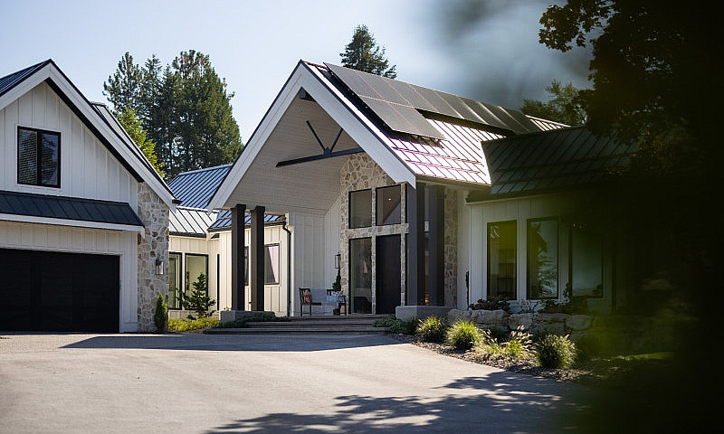 Gated 5.5-Acre Se Ke...