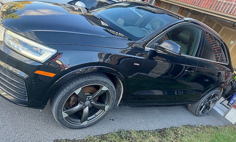 Audi Q3 S-Line Techn...