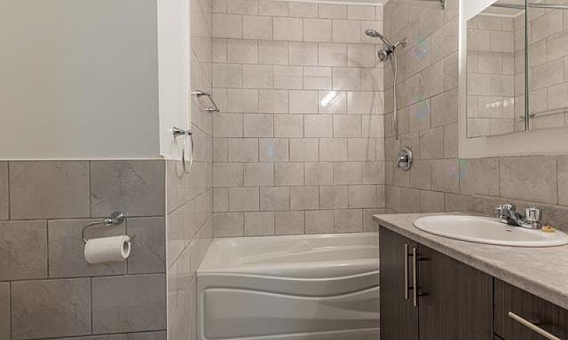 5 1/2 Appartement À ...