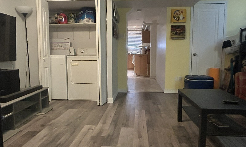 3 1/2 Apartment Near...