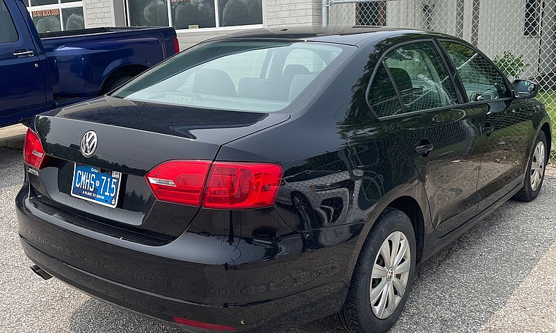 2011 Volkswagen Jett...