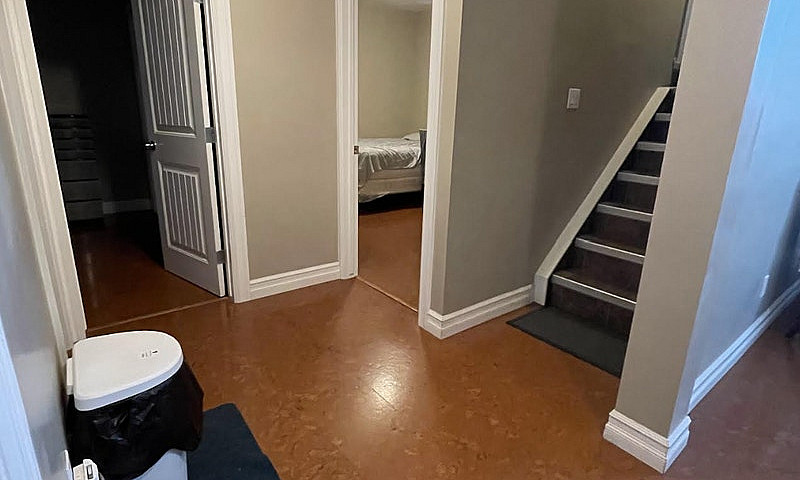 2 Bedroom Basement A...