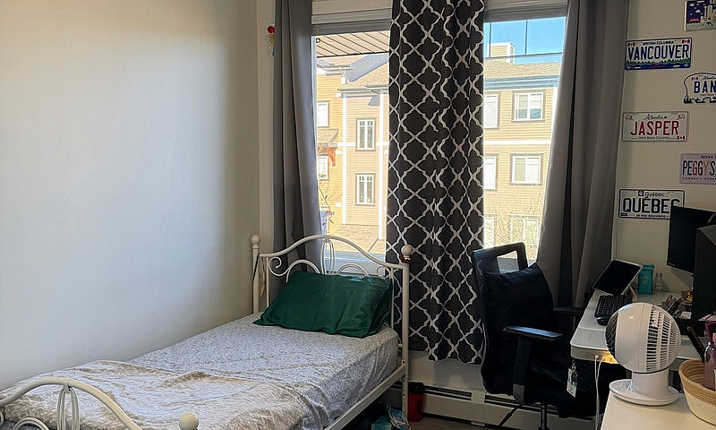 2 Bed 2 Bath Cozy Co...