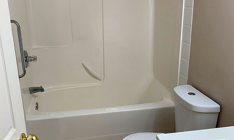 2 Bed 2 Bath Condo...
