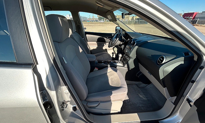 Nissan Rogue 2010 Tr...
