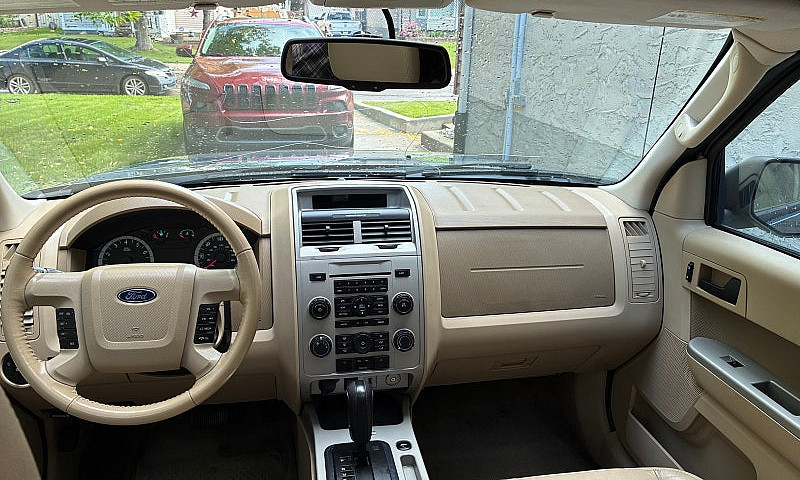2012 Ford Escape Xlt...