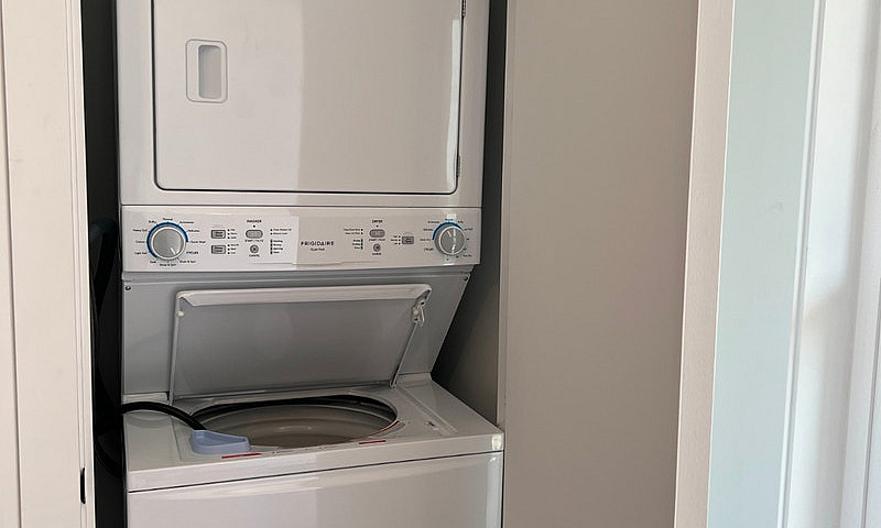 1 Bedroom In-Suite L...