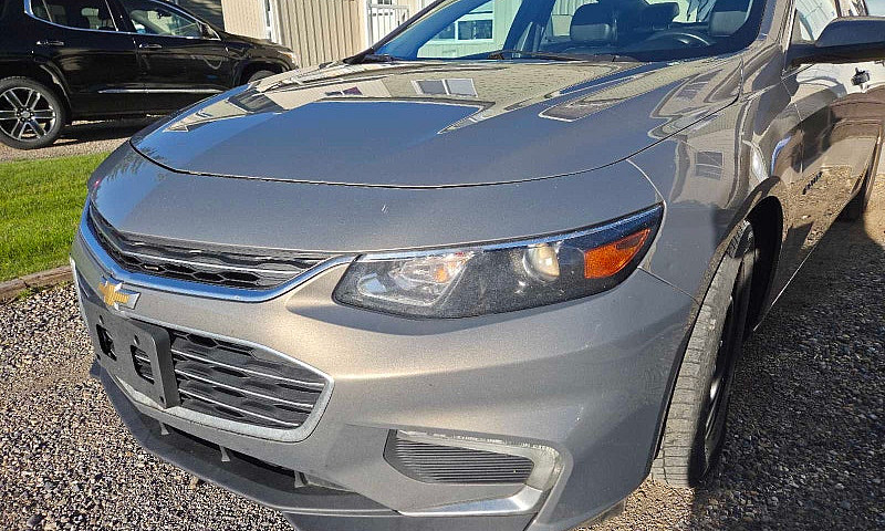 2017 Chevy Malibu Lt...