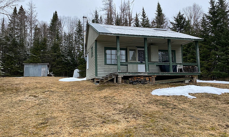 Camp De Chasse Et Pê...