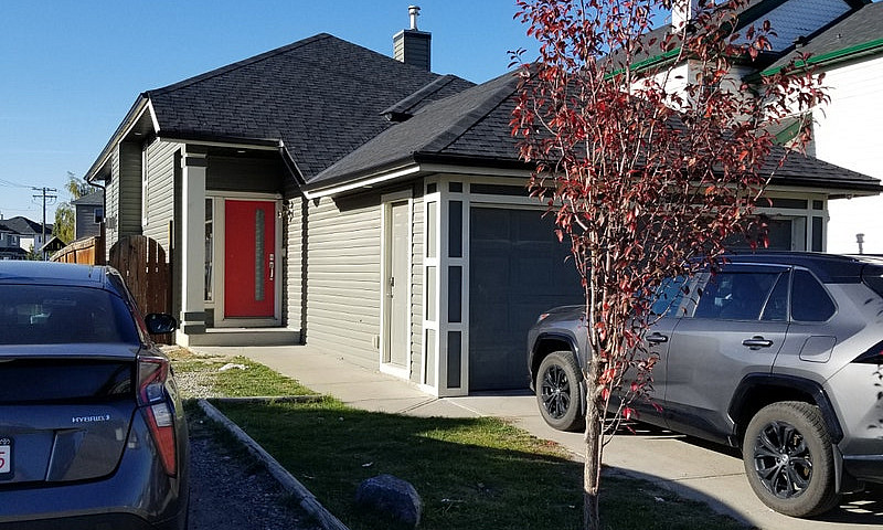 For Rent - 3 Br Main...