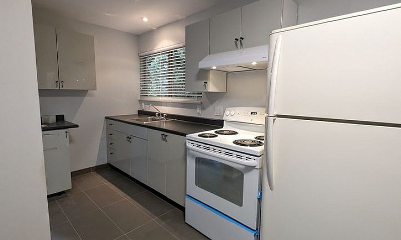 ** Brand New - 1 Bed...