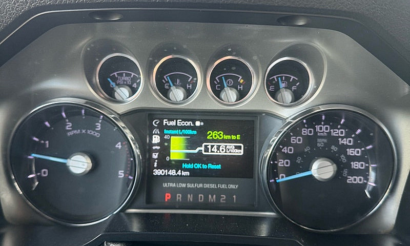 2014 Ford F-350 Lari...