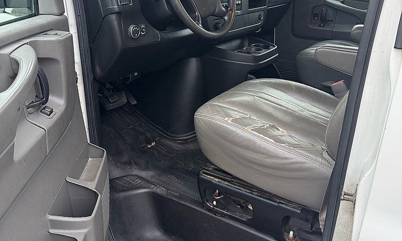 2014 Gmc Savana 2500...