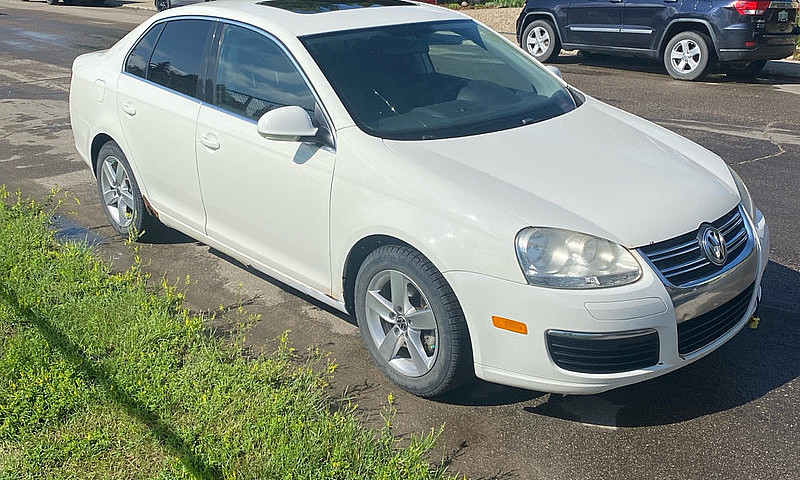 2008 Volkswagen Jett...