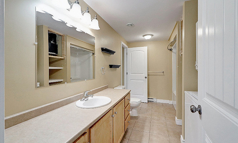 1 Bedroom 1 Bath Wal...