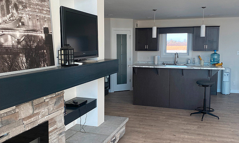 House And Acreage Fo...