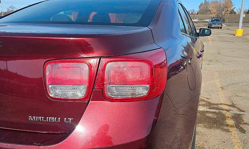 2016 Chevy Malibu- L...