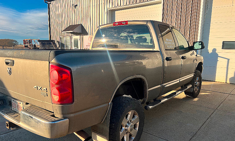 2500 Dodge Ram...