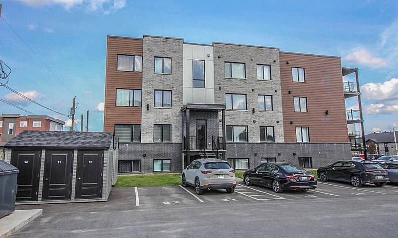 Superbe Condo Haut D...