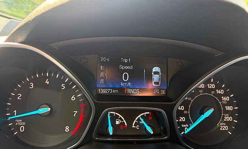 2019 Ford Escape Tit...