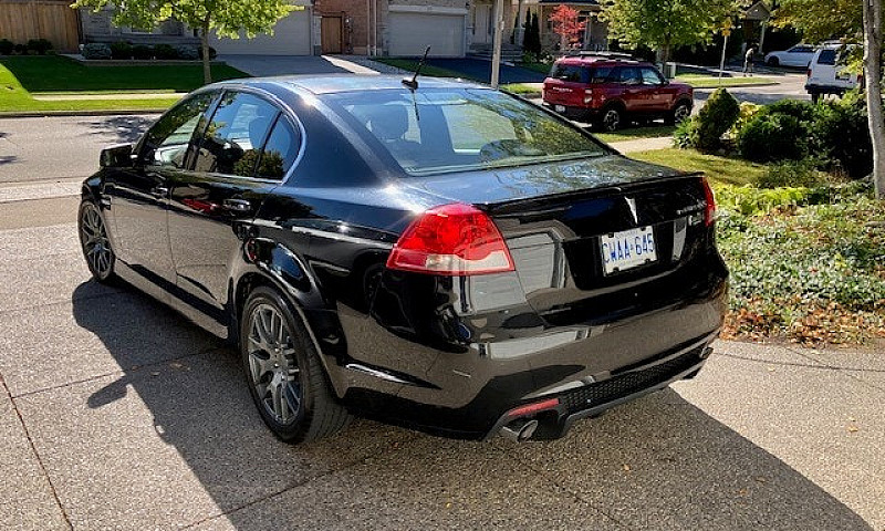 2009 Pontiac G8...