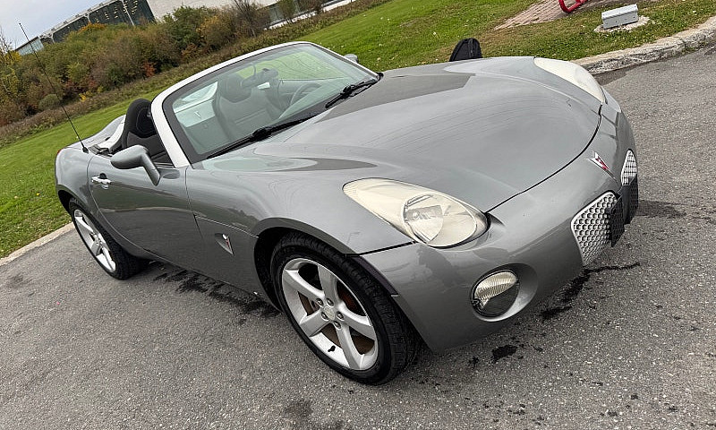 2006 Pontiac Solstic...