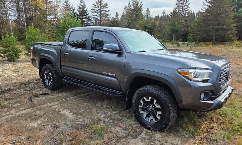 2021 Toyota Tacoma T...