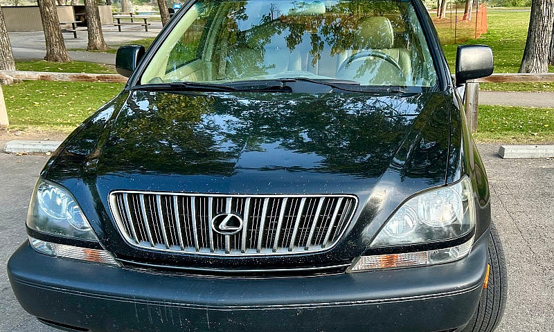 1999 Lexus Rx300...