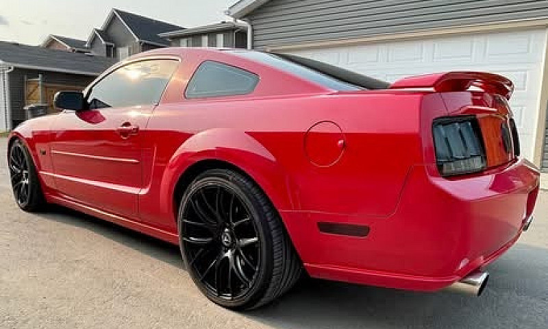 2005 Mustang Gt...