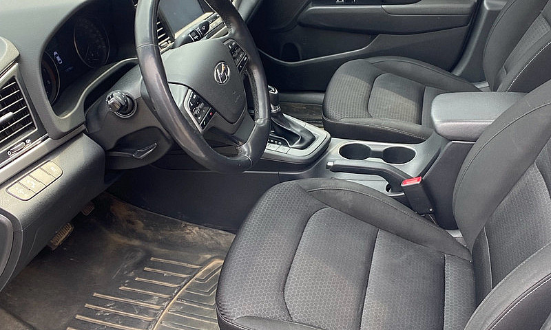 2017 Hyundai Elantra...