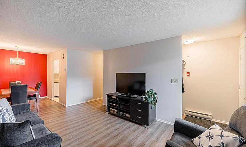 2 Bed 1 Bath Tyndal ...