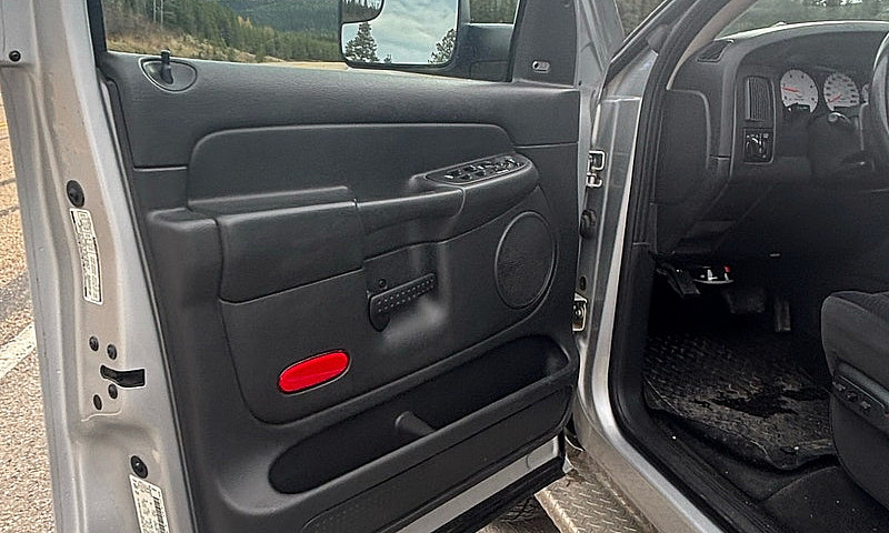 2005 Dodge Ram 2500 ...