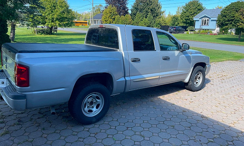 Camion Dodge Dakota ...